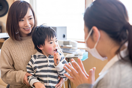 お子さまの成長に寄り添った歯科診療を